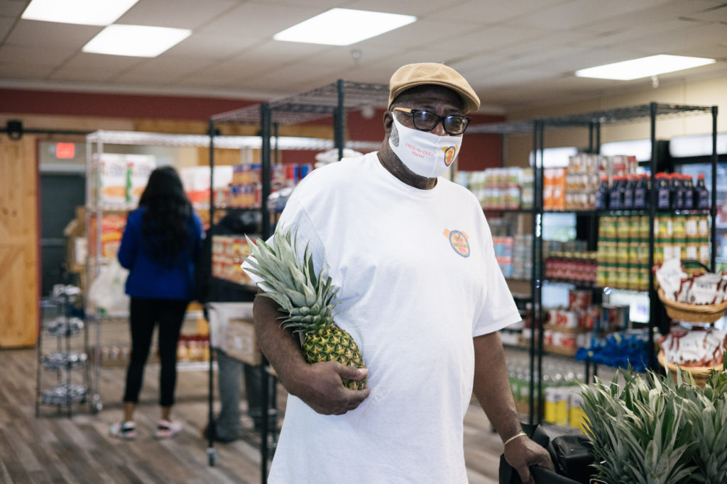 free-n-deed-food-pantry-in-dolton-gives-clients-a-grocery-store